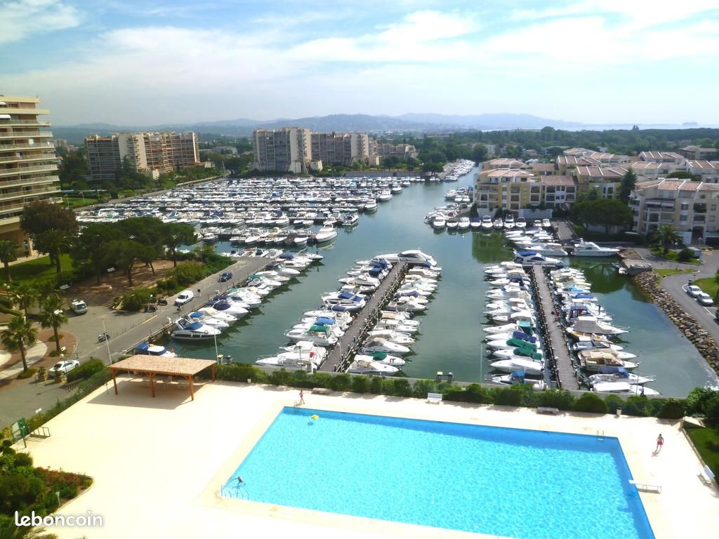 Appartement 1 pièce 28 m² · à Mandelieu-la-Napoule · 28,3 m² · 185 000 €