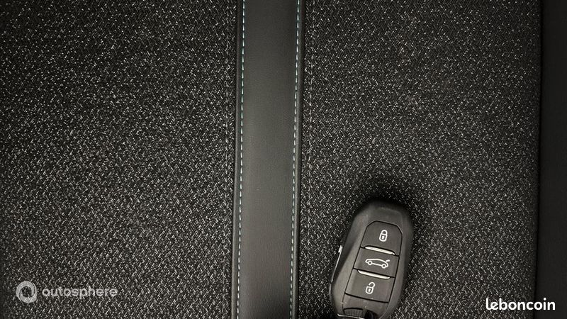 Peugeot 308 PHEV 180ch Allure Pack e-EAT8 (image 16)