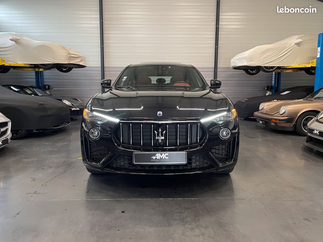 Maserati Levante SQ4 GranSport – 430 cv – Garantie 12 mois offerte - Nero Ribelle – Entretien à jour (image 3)