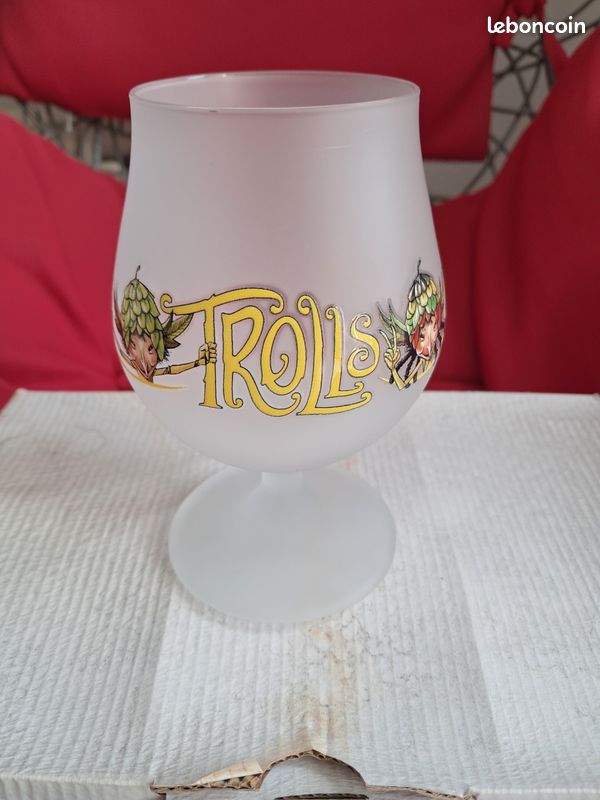 6 verres Trolls (image 1)