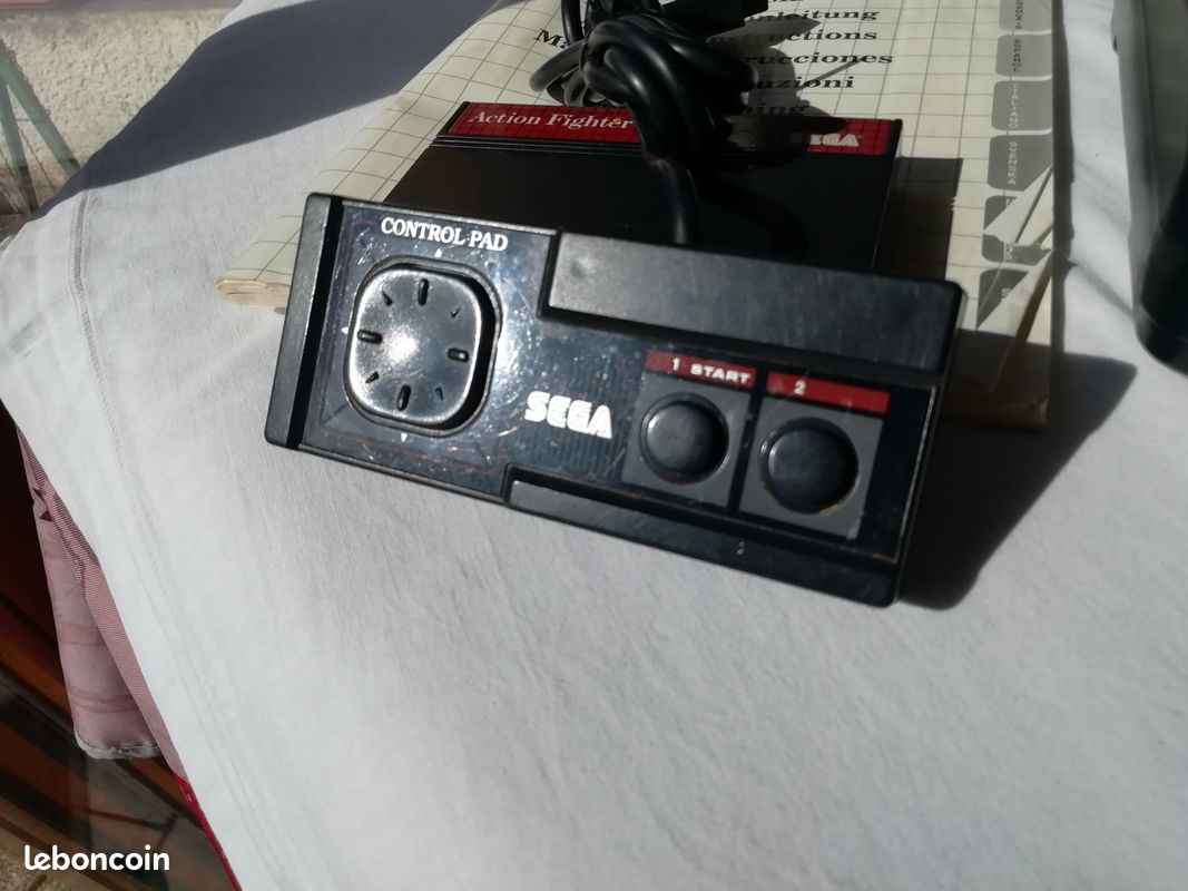 Console SEGA Master System PAL – Noir – Avec 4 Jeux En Boîte – Super état