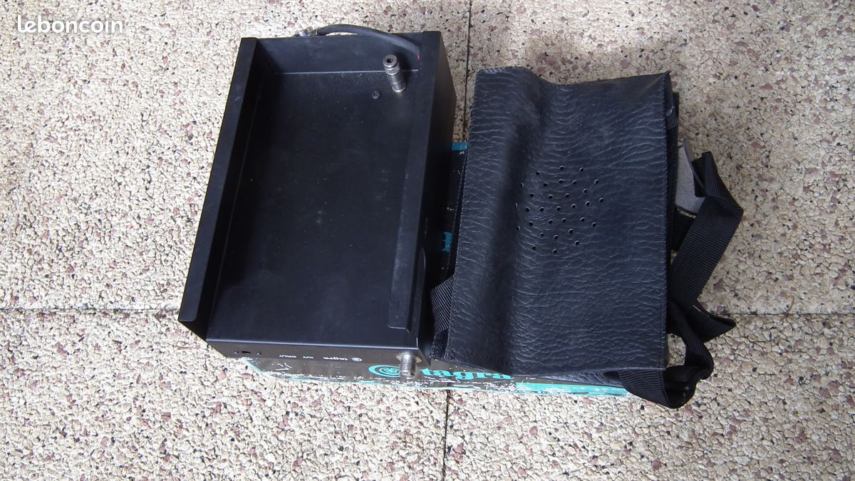 Recherche Tagra Orly avec son kit accus et son antenne télescopique 56d6150fe69c8f8a1f39626b2944b262642e85c5