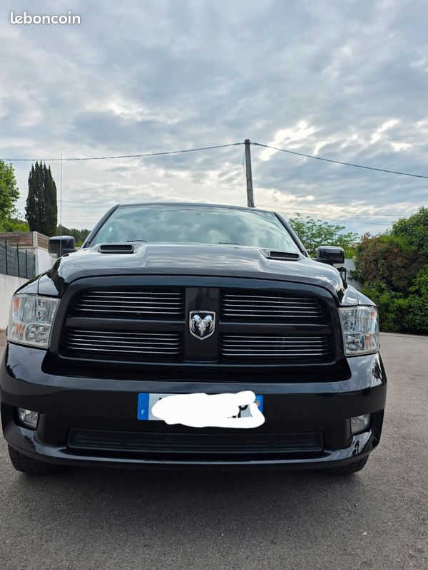 Dodge ram 1500 (image 1)