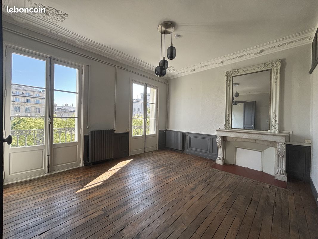 Appartement 2 pièces 61 m² · à Poitiers · 61 m² · 600 €