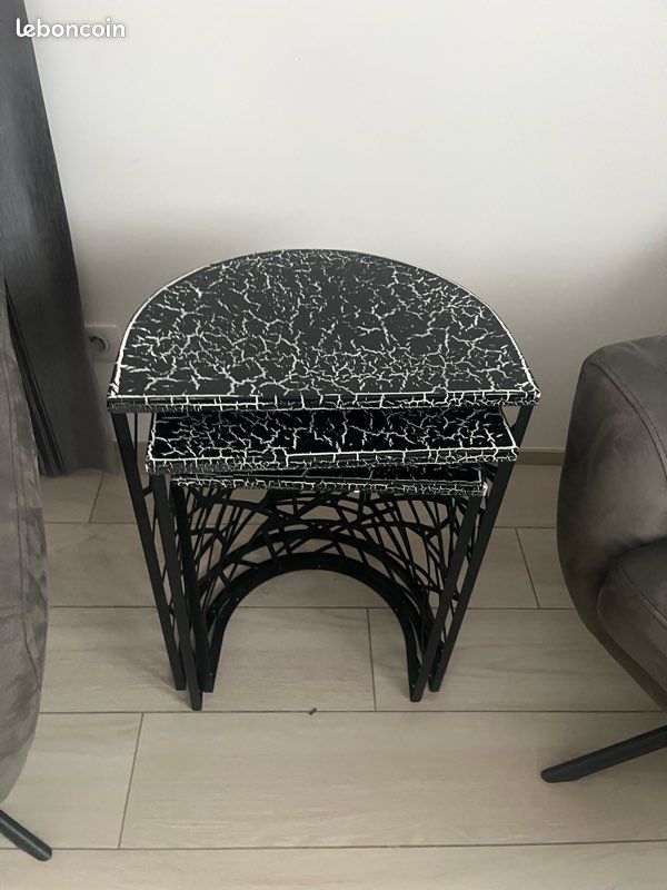 Table gigogne (image 1)