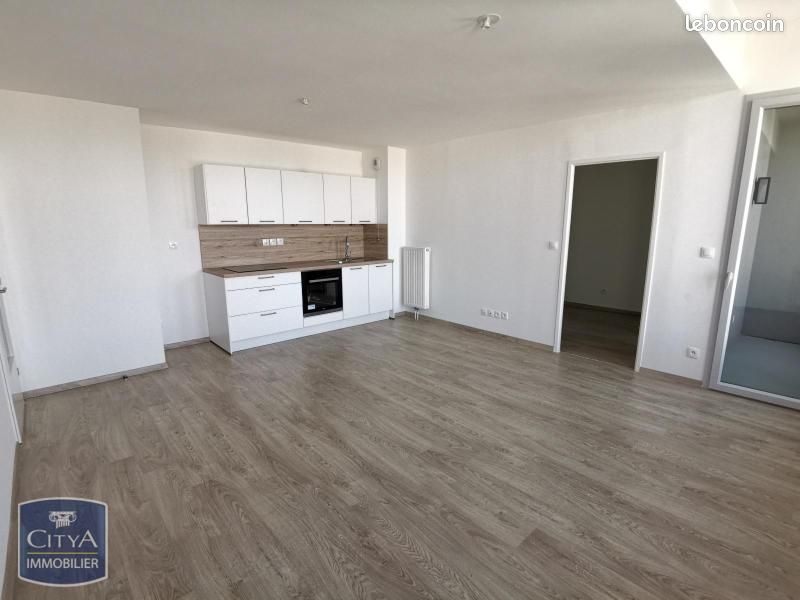 Appartement 3 pièces 57 m² · à Lille · 57 m² · 828 €/mois