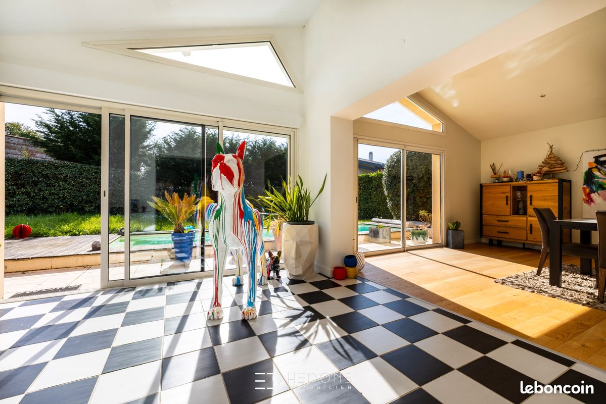 Maison 6 pièces 256 m² · à Quint-Fonsegrives · 256 m² · 849 000 €