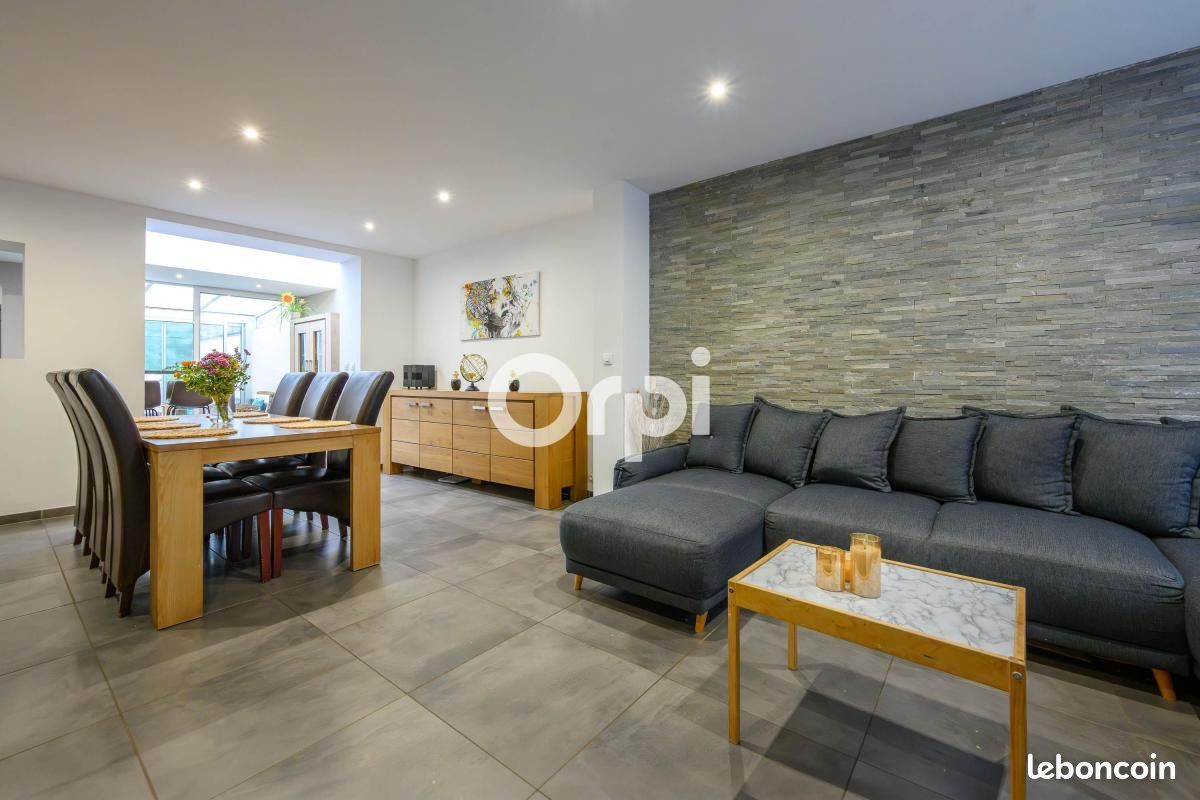 Maison 4 pièces 98 m² (image 1)