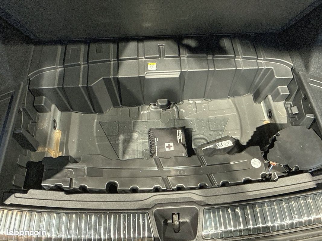 AUDI Q5 TFSI 204 ch Hybride S tronic 7 Quattro S line (image 29)