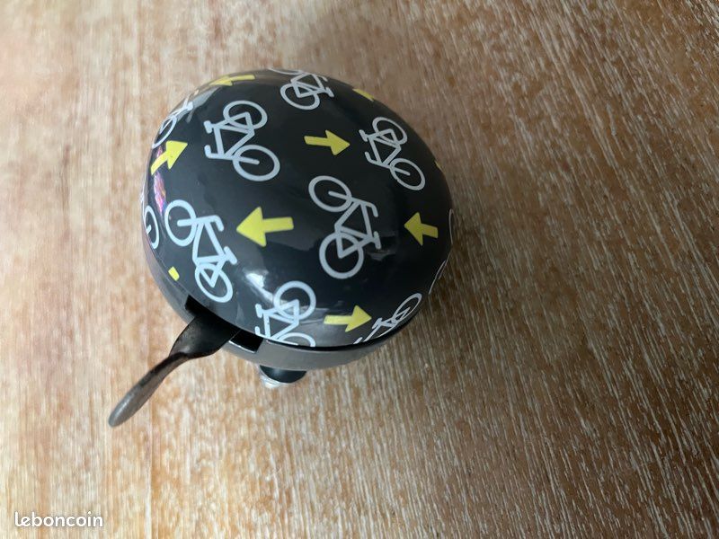 ANCIENNE SONNETTE DE Velo En Metal Jt 134 EUR 17,00 - PicClick FR