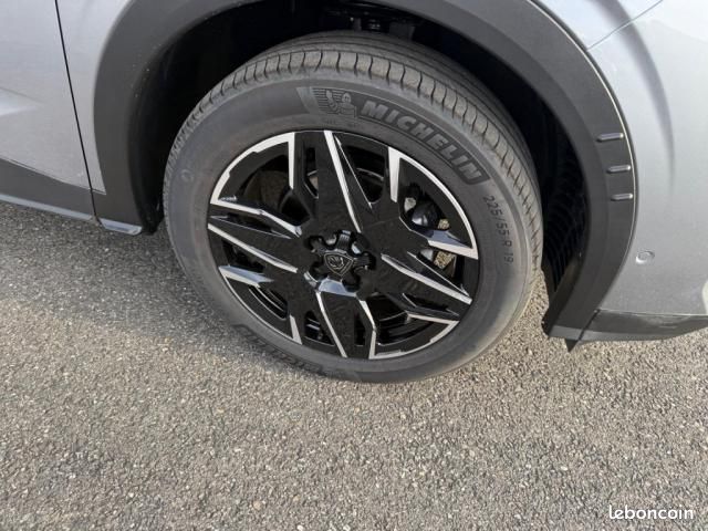 Peugeot 3008 Hybrid 145 e-DCS6 GT (image 8)