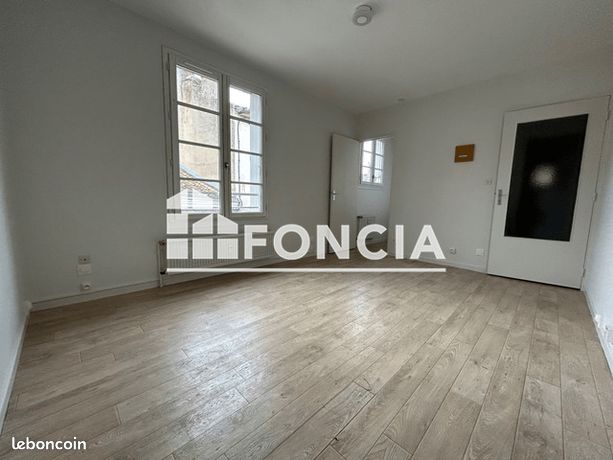 Studio 1 pièce 22 m²
