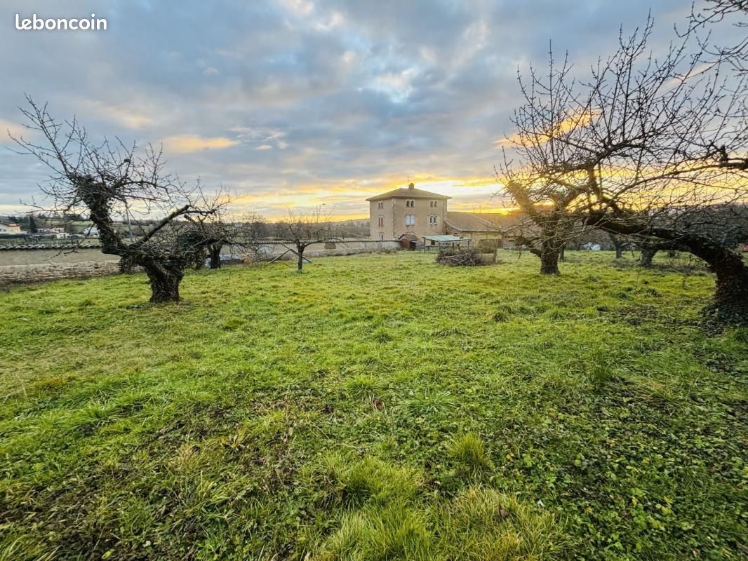 Terrain 600 m² Vindry Sur Turdine · à Vindry-sur-Turdine · 140 000 €