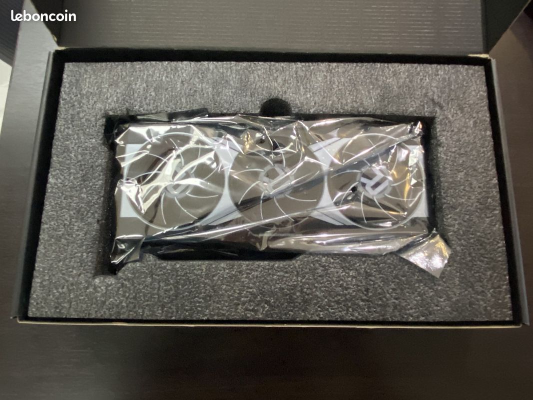 Carte graphique Radeon RX 6900 XT Gigabyte (image 2)