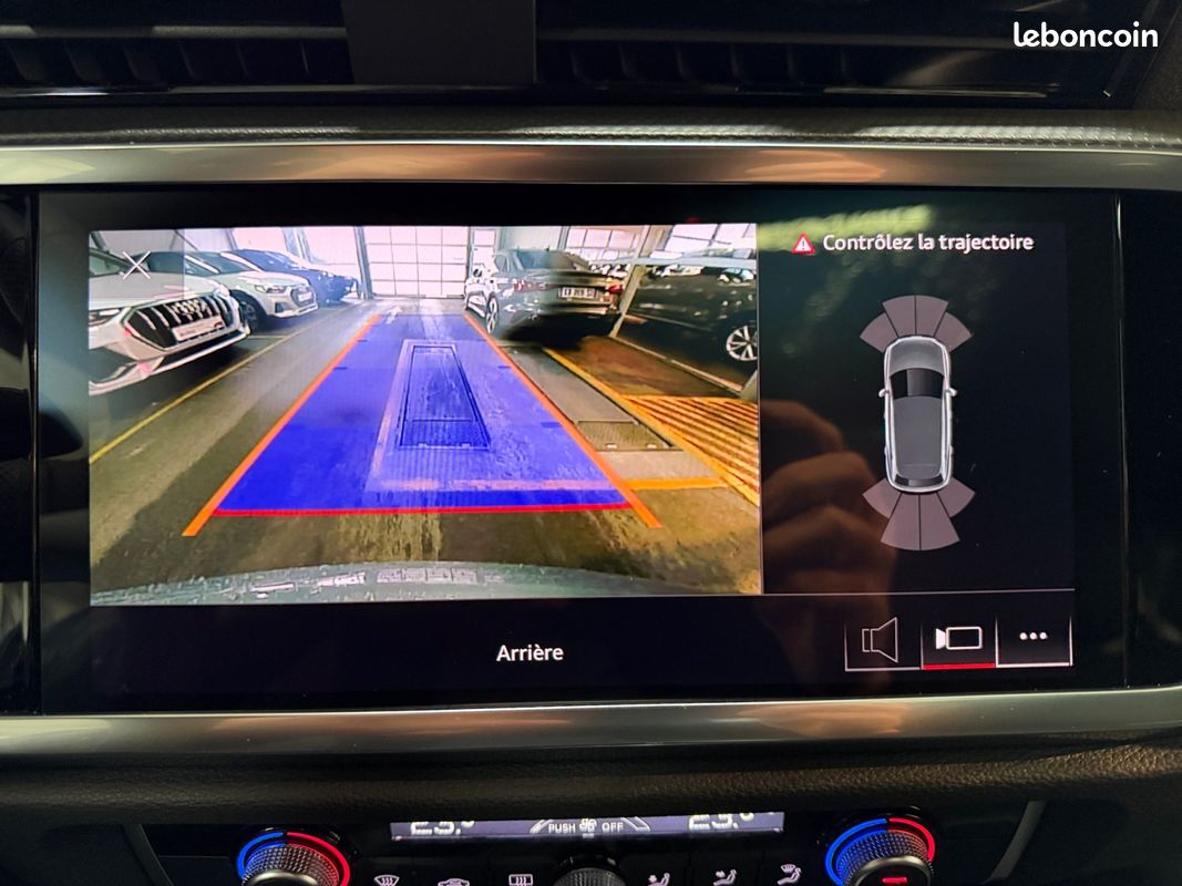 AUDI Q3 35 TFSI 150 ch S tronic 7 S line (image 18)