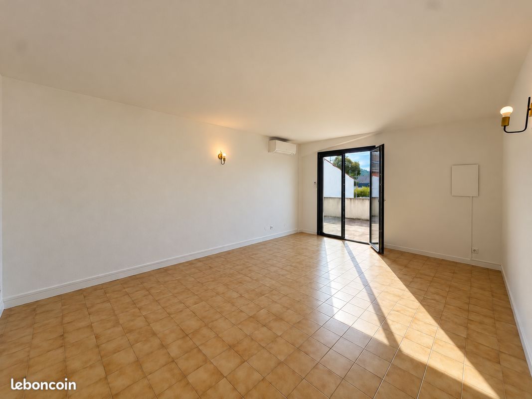 Appartement 3 pièces 71 m² · à Châteaurenard · 71 m² · 815 €/mois
