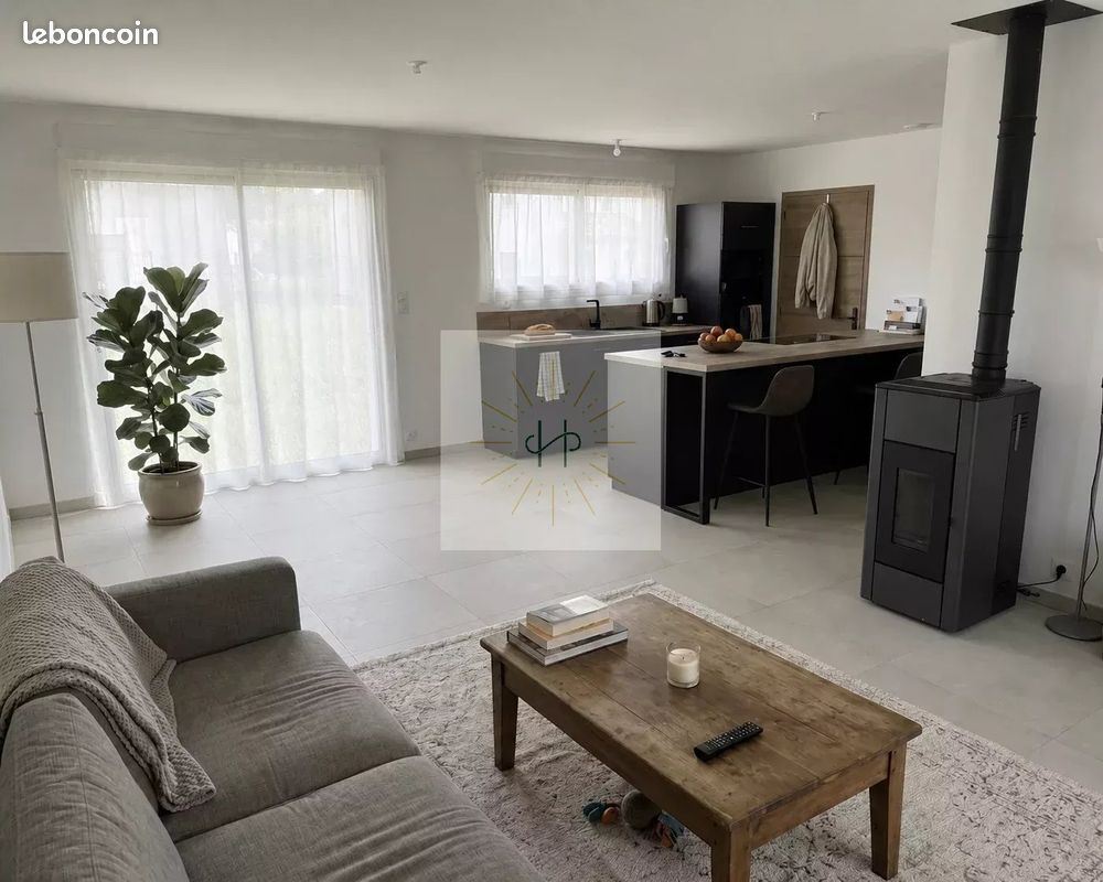 Maison 4 pièces 100 m² · à Montboucher-sur-Jabron · 100 m² · 270 000 €