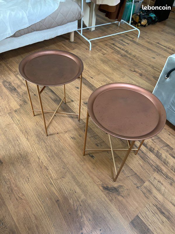 Lot de 2 tables d’appoint (image 1)