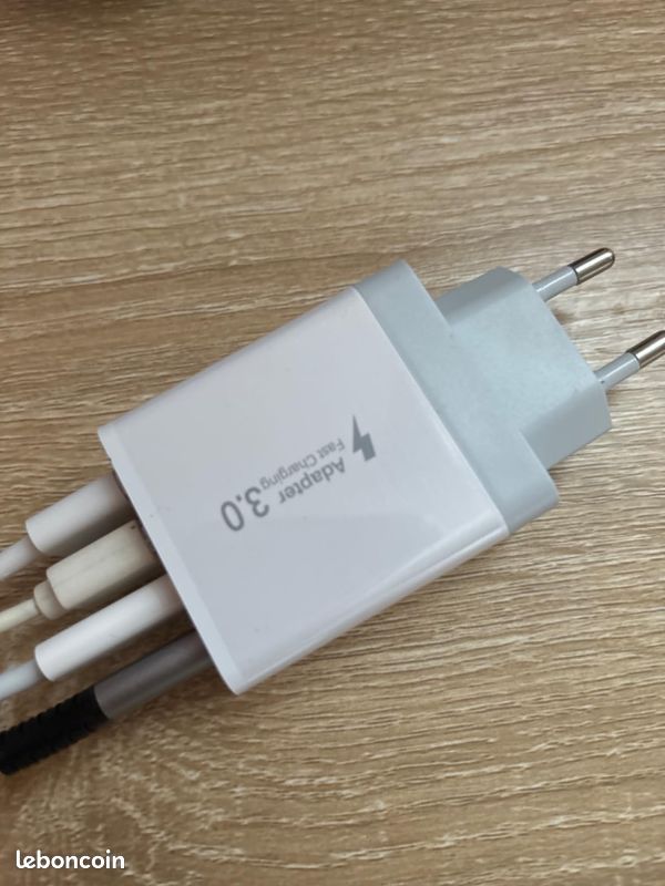 Chargeur Rapide USB-C / 40W 4 Port ( 2 ports PD 20W et 2 ports USB-A) (image 6)