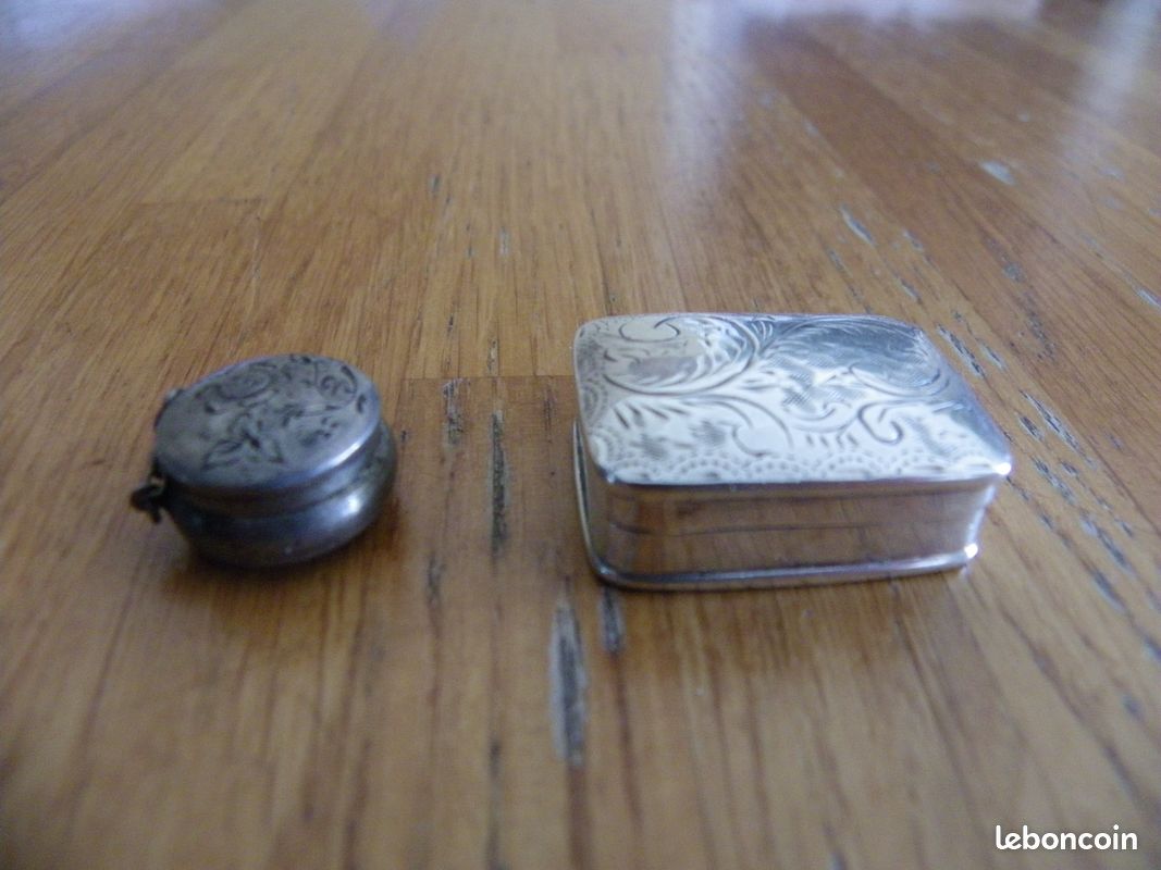 Anciennes boîtes métal 2pces / Alte kleine Blechdosen 2 St. (Gebraucht