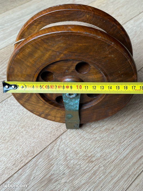 Moulinet de pêche gravé Commander n° 3600 Bronson vintage