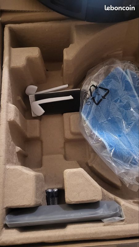 Robot aspirateur/laveur (image 3)