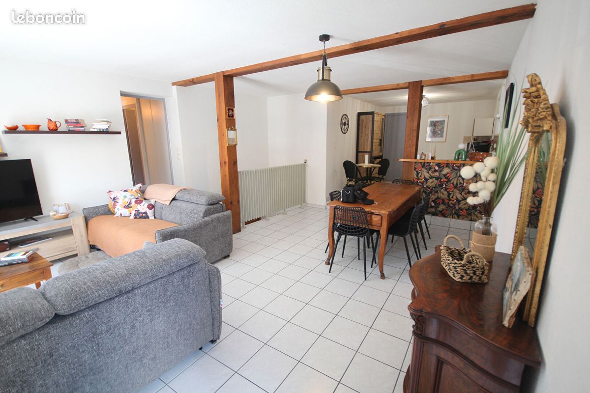 Appartement 4 pièces 81 m² · à Saint-Vit · 81 m² · 195 000 €