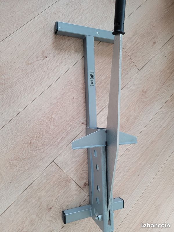 Découpe parquet stratifié guillotine en L.O.C (image 6)