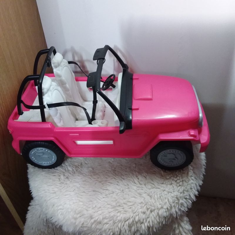 Voiture barbie rose (image 1)