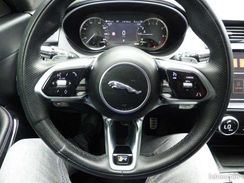 Jaguar E-PACE P300E PHEV R-DYNAMIC HSE BVA AWD (image 33)