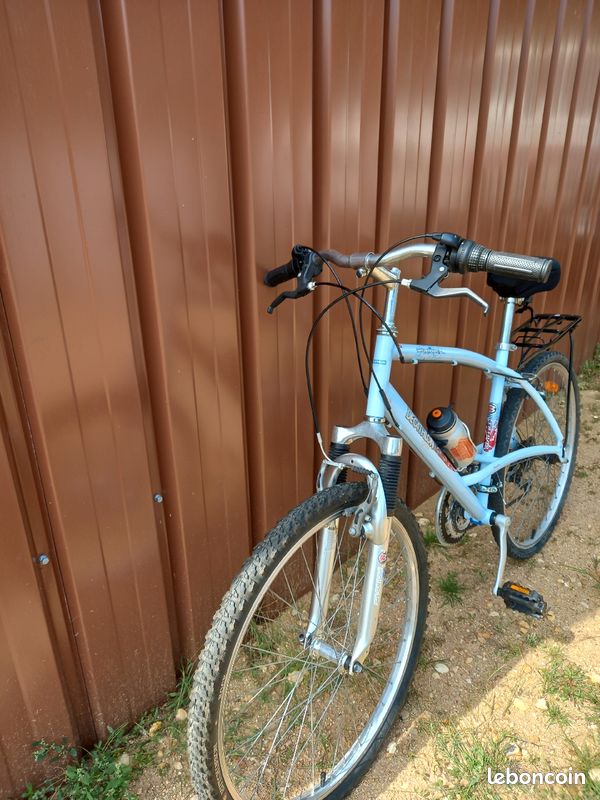 Vend VTT Decathlon (image 1)