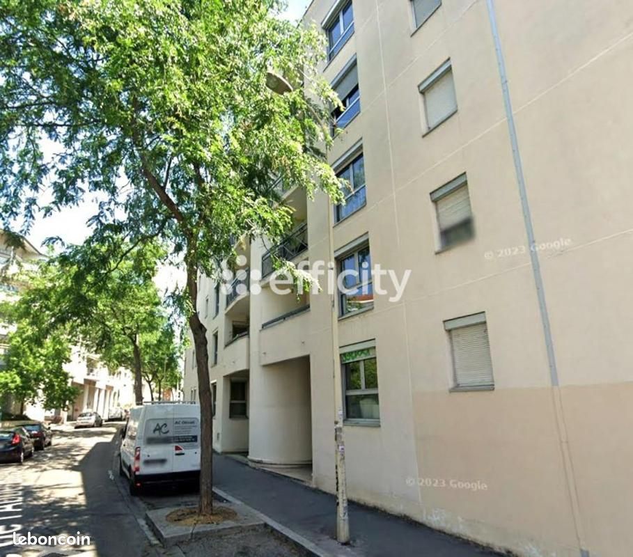 Parking 14 m² · à Lyon · 14 m² · 27 800 €