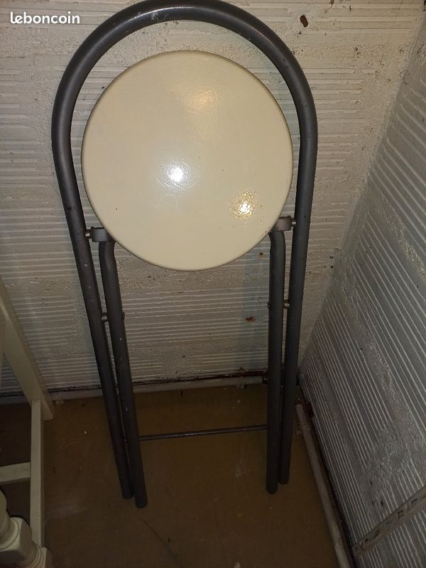 Tabouret haut pliable (image 2)