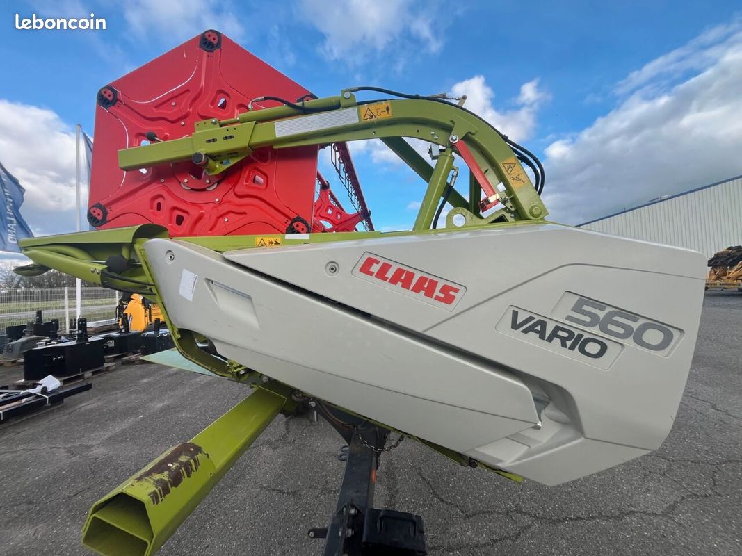 Claas TUCANO 430 4X4 + COUPE FLEX (image 9)