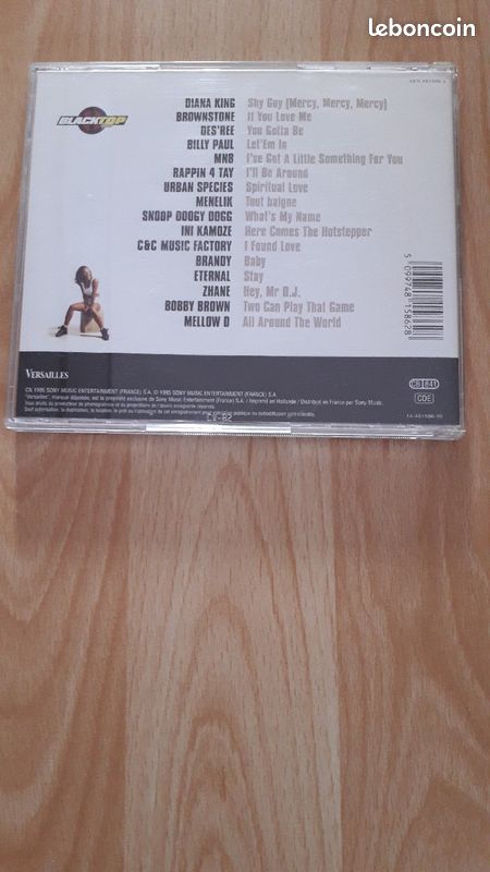 Cd - black top (image 2)