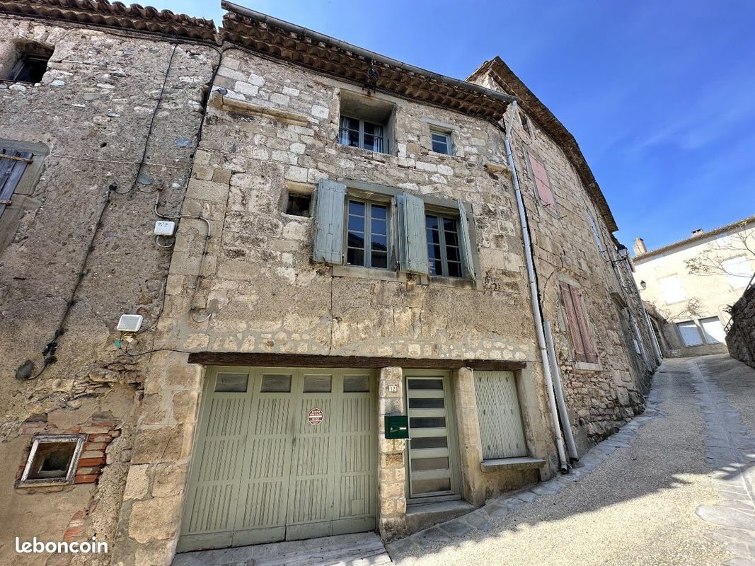 Maison 6 pièces 159 m² · à Caunes-Minervois · 159 m² · 89 000 €