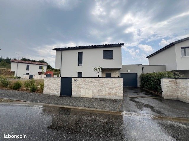 Maison 4 pièces 102 m² · à Villeneuve-sur-Lot · 102 m² · 1 300 €/mois