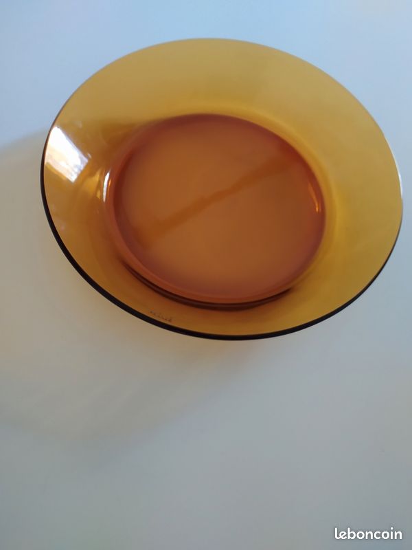 Lot De 4 Assiettes Duralex Vintage Ambré – Usures D'usage (France)