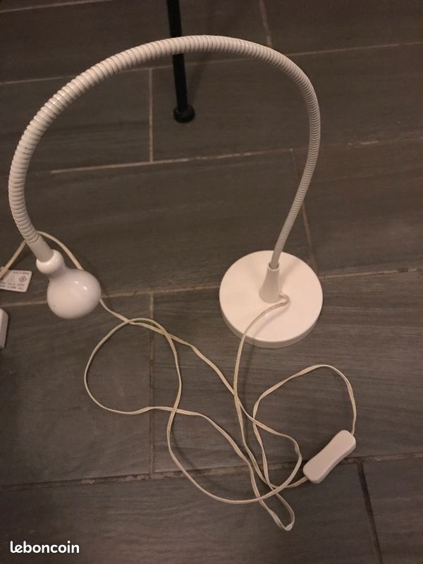 Lampe de bureau (image 3)