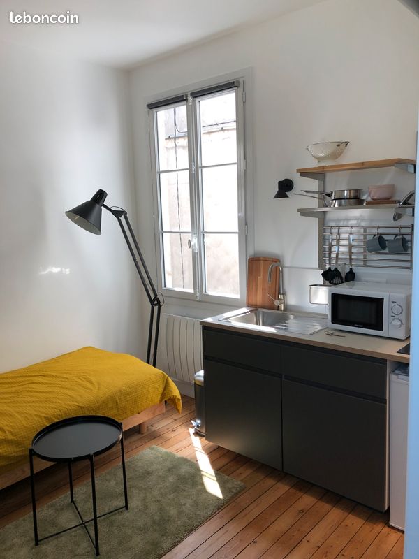 Appartement 1 pièce 12 m² · à Versailles · 12 m² · 610 €/mois