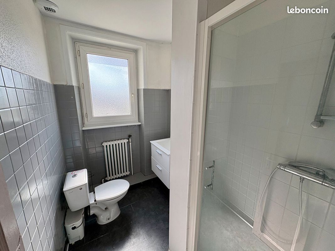 Studio 1 pièce 18 m² (image 3)
