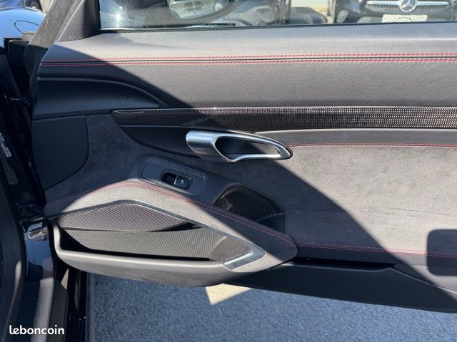 Porsche 911 Carrera 4 GTS PDK,LIFT,SIEGES CHAUFFANTS, CAMERA DE RECUL, TOE ETC... (image 19)
