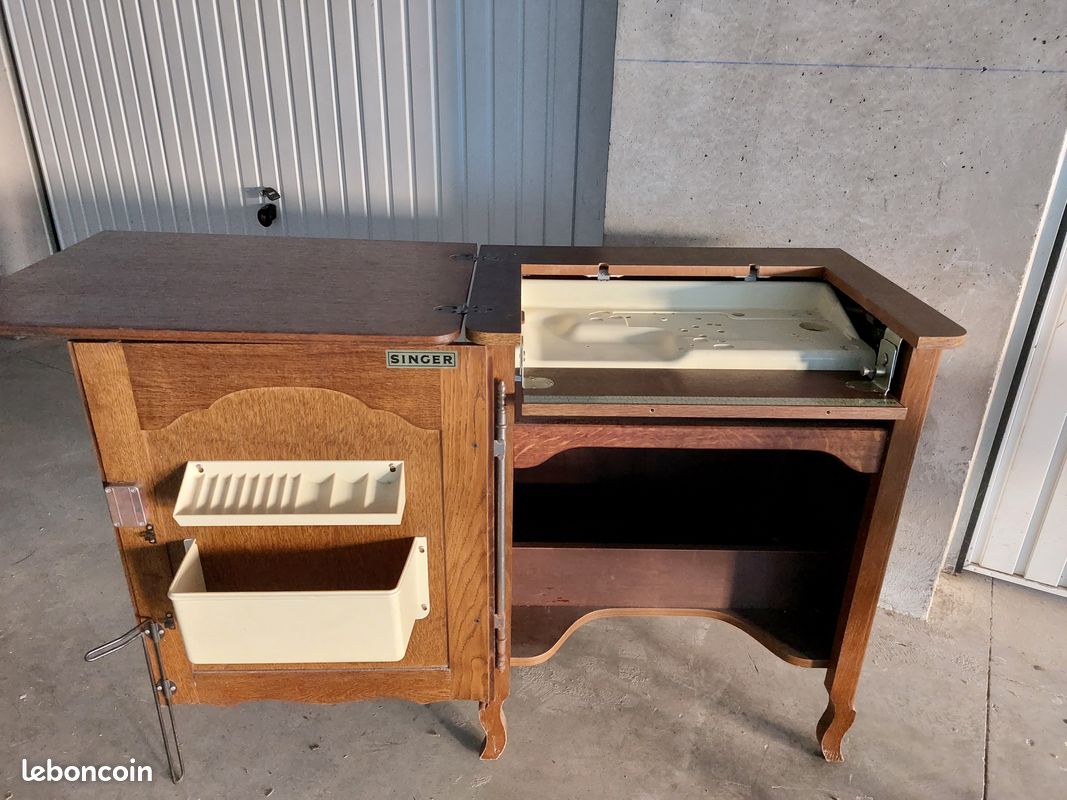 Meuble en chêne marque Singer pour machine à coudre très bel état (image 2)