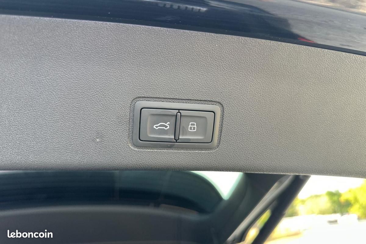 Audi Q3 E HYBRID 272 CH S tronic 6 (image 28)