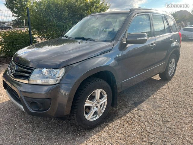 4x4 Suzuki Grand Vitara 1.9DDIS 136cv 1er main (image 1)