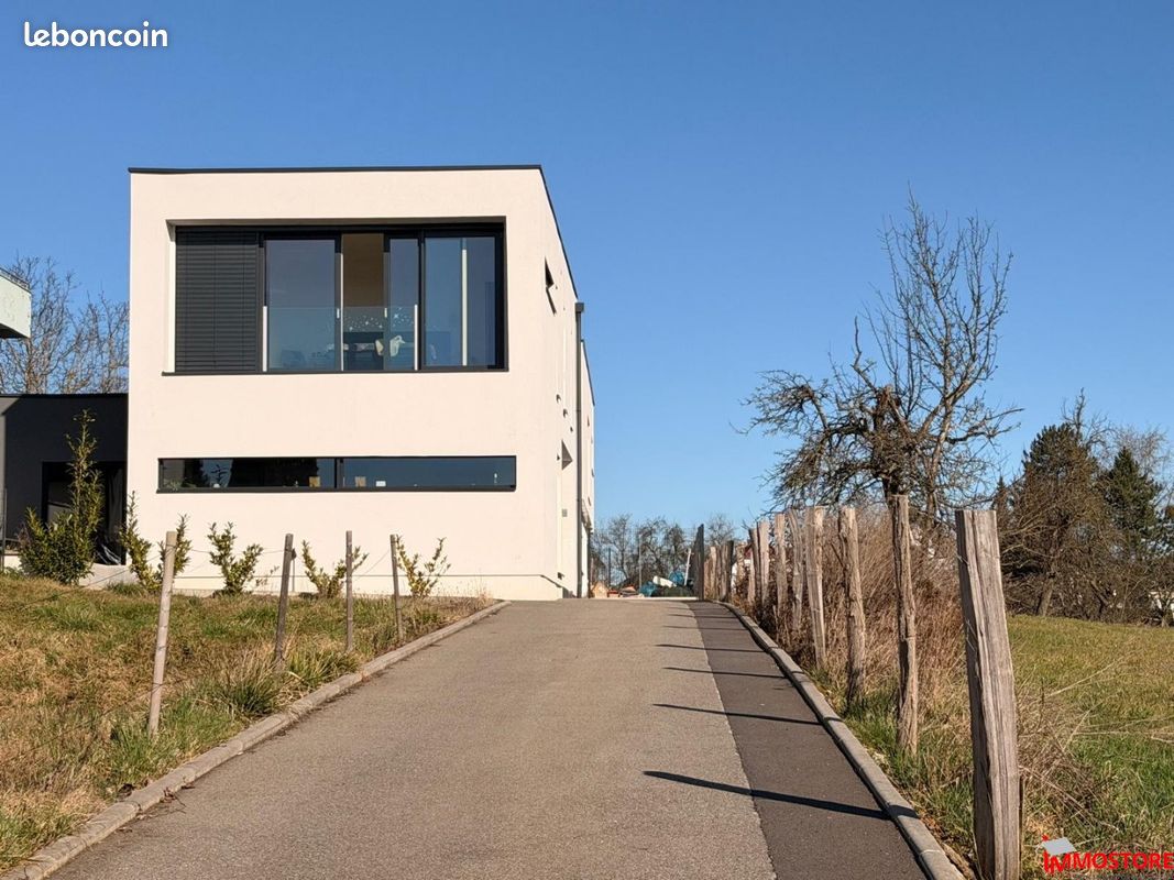 Maison 4 pièces 150 m² · à Folgensbourg · 150 m² · 420 000 €