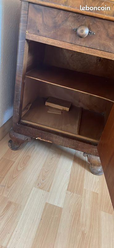 Table de chevet ancienne (image 2)