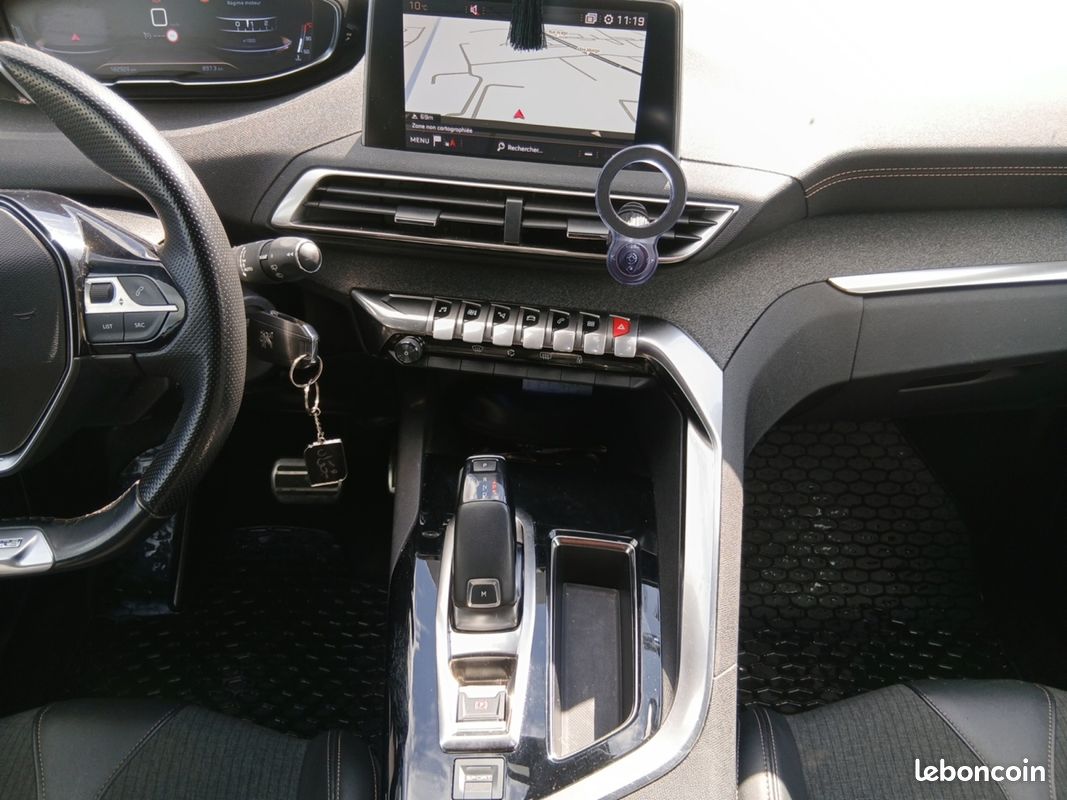 PEUGEOT 5008 130Ch Garantie 12 mois (image 20)