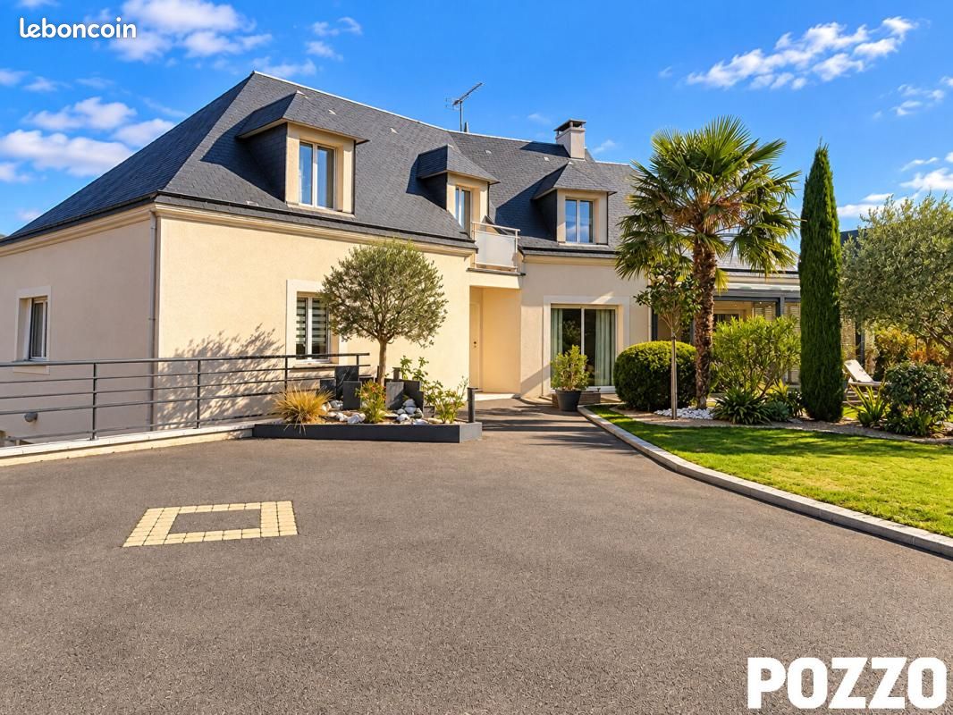 Maison 9 pièces 196 m² · à Avranches · 196 m² · 584 000 €