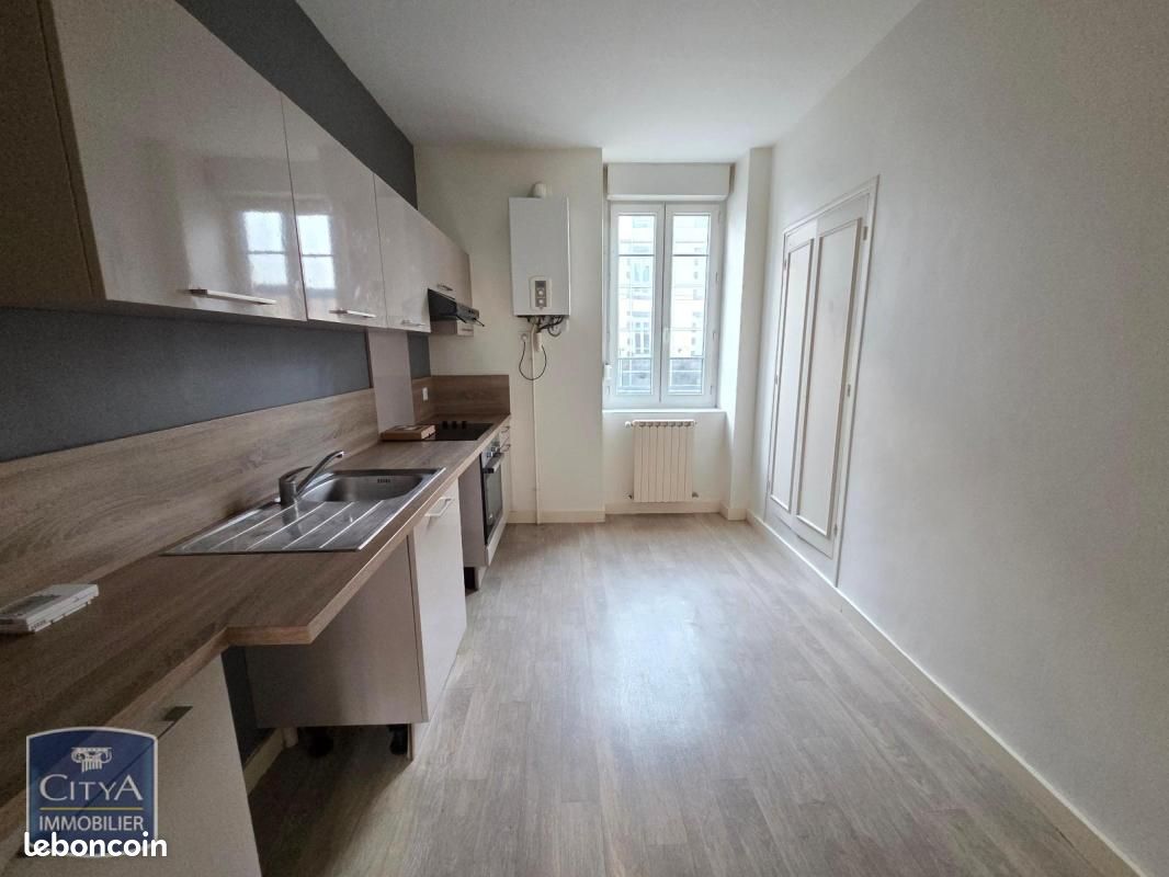 Appartement 3 pièces 63 m² · à Clermont-Ferrand · 63 m² · 750 €